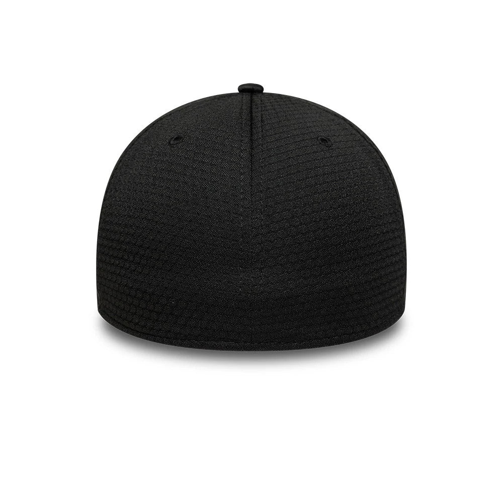 Pictured is this MLB Stretch Mesh New York Yankees 39THIRTY Stretch Fit cap in black. 4