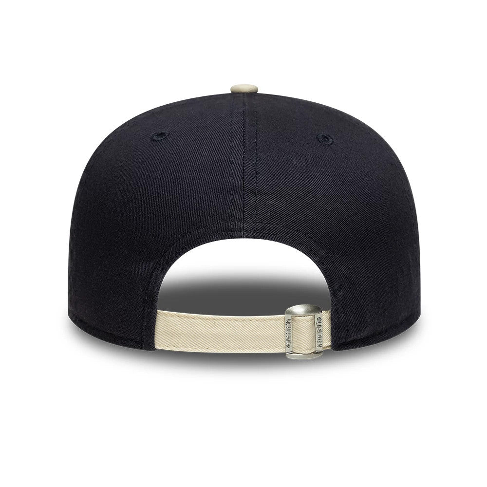 Pictured is this New Era Washed Graphic 19TWENTY cap in navy & cream. 4