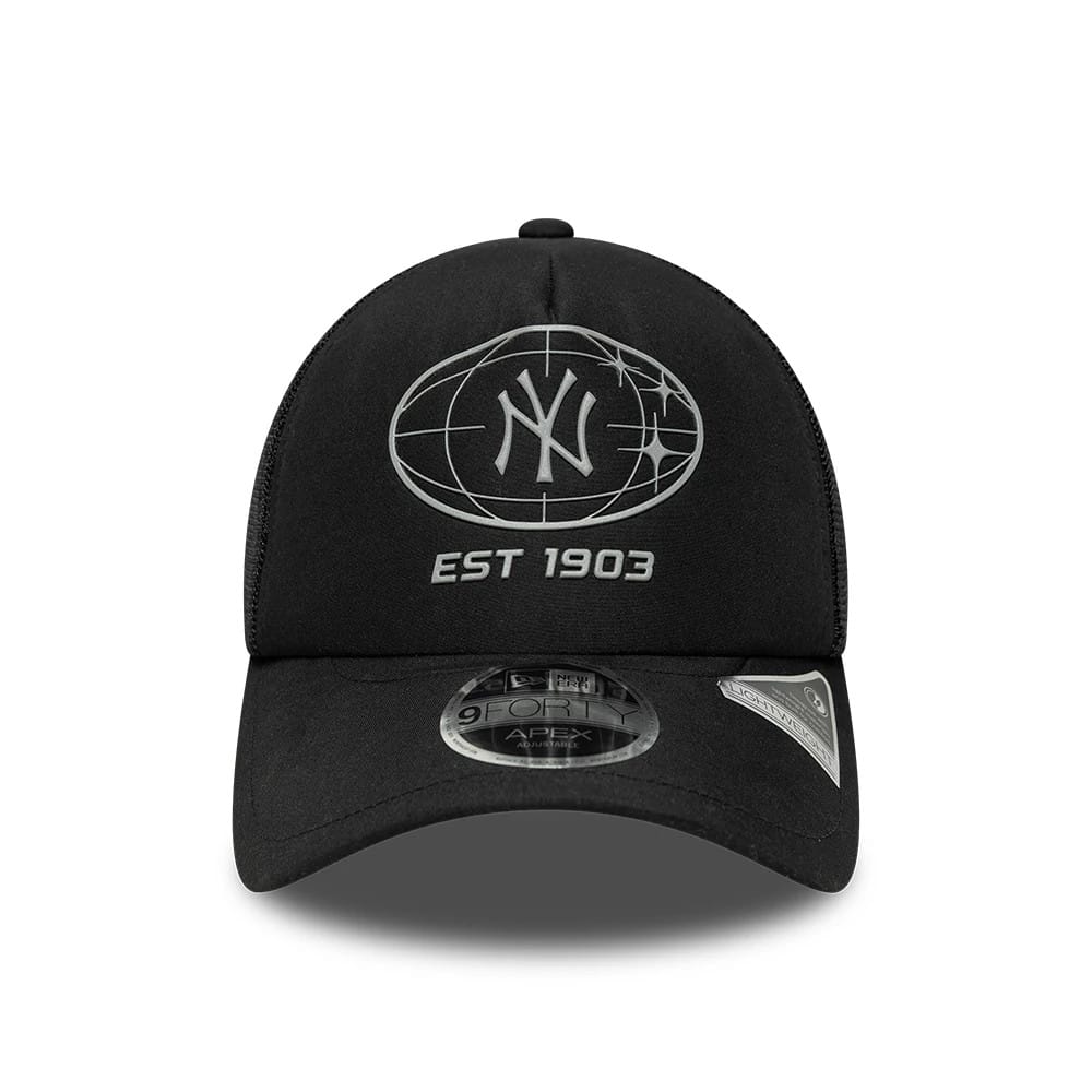 Pictured is this MLB Graphic New York Yankees 9FORTY Apex cap in black. 2