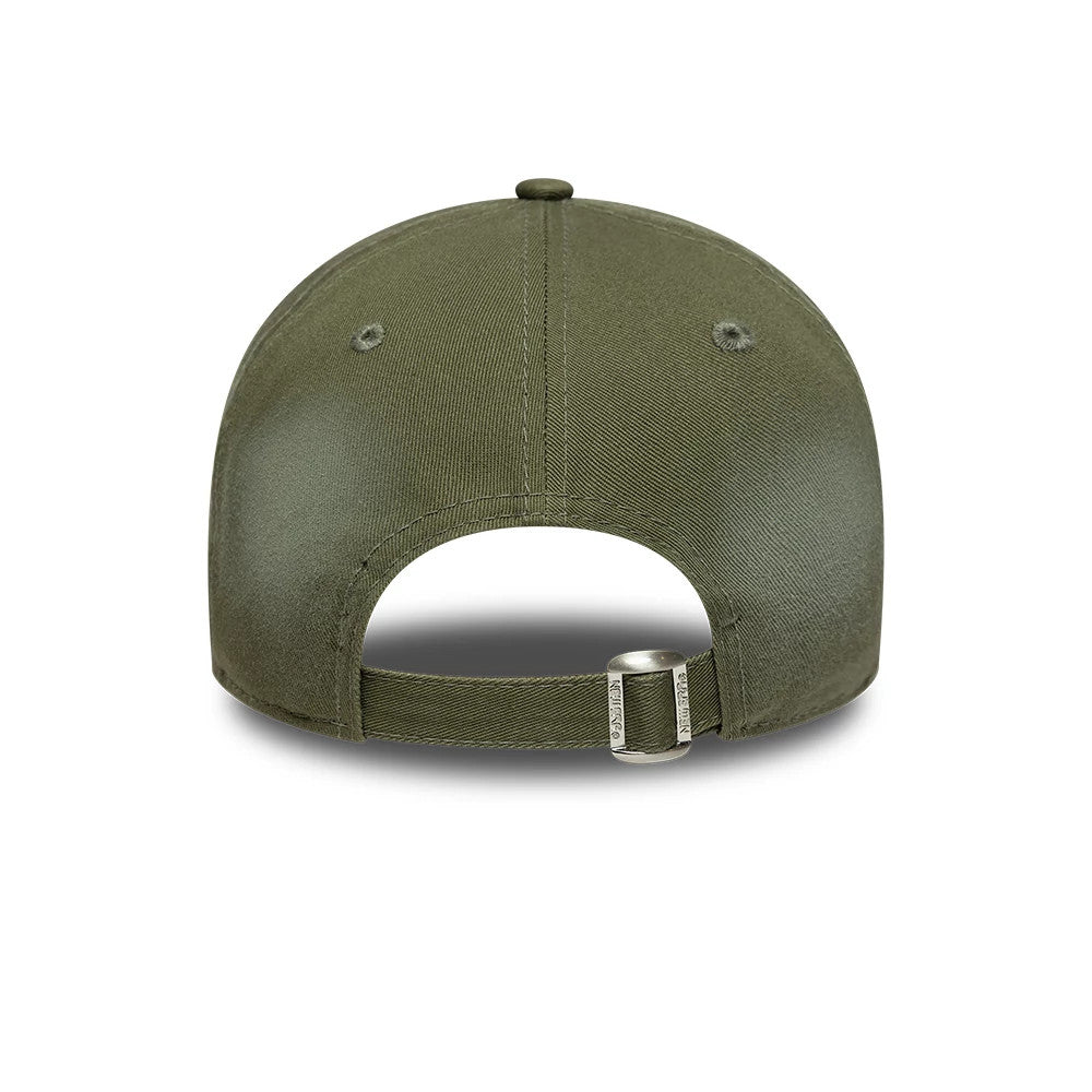 Pictured is this MLB Distressed Denim LA Dodgers 9TWENTY cap in green. 4