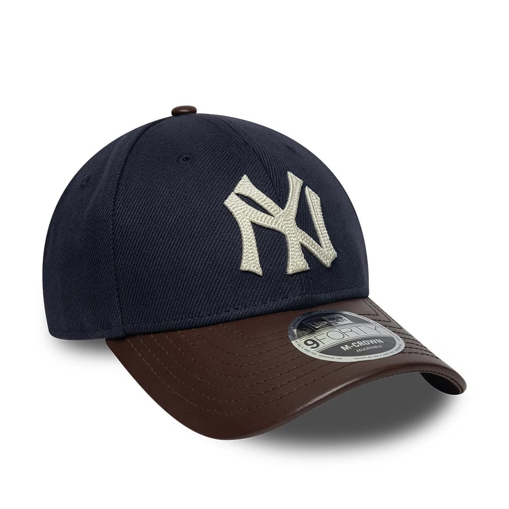 Pictured is this MLB Leather Visor New York Yankees 9FORTY M-Crown cap in dark brown. 3
