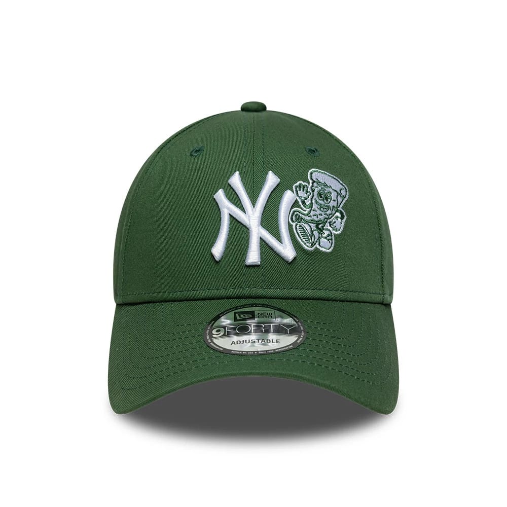 Pictured is this MLB Food Icon New York Yankees 9FORTY cap in dark green. 2