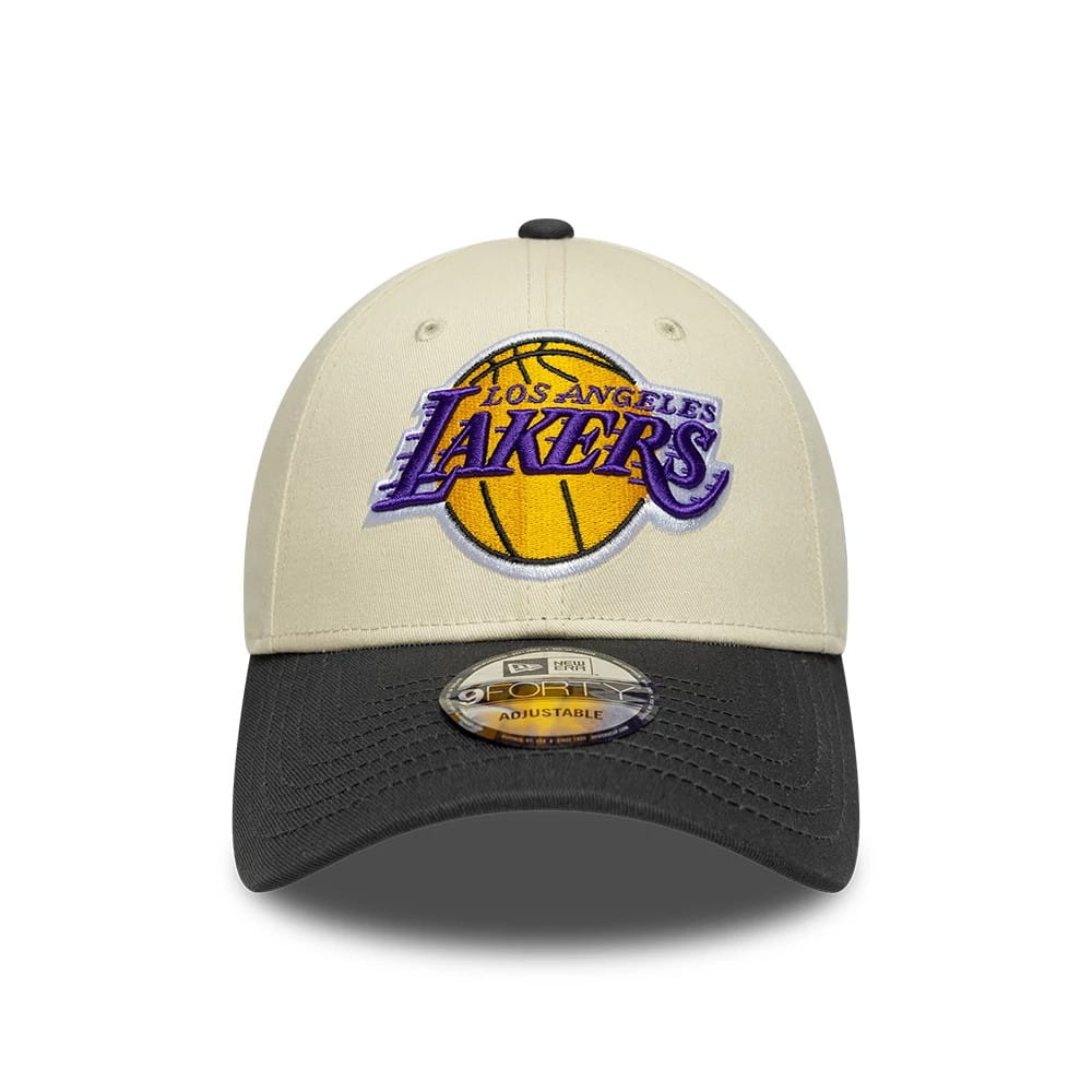 Pictured is this NBA Colourblock LA Lakers 9FORTY cap in cream. 2