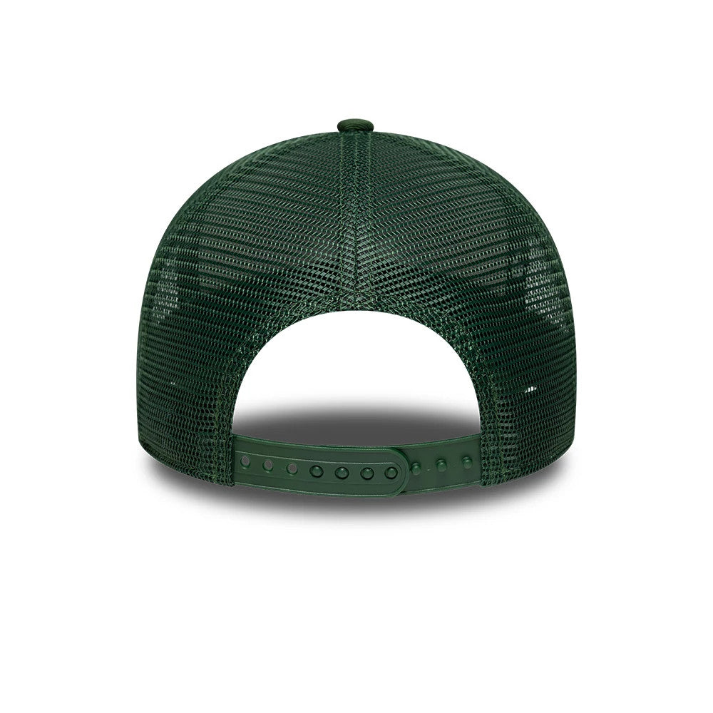 Pictured is this New Era Colorado Licence Plate 9FORTY A-Frame Trucker cap in dark green. 4