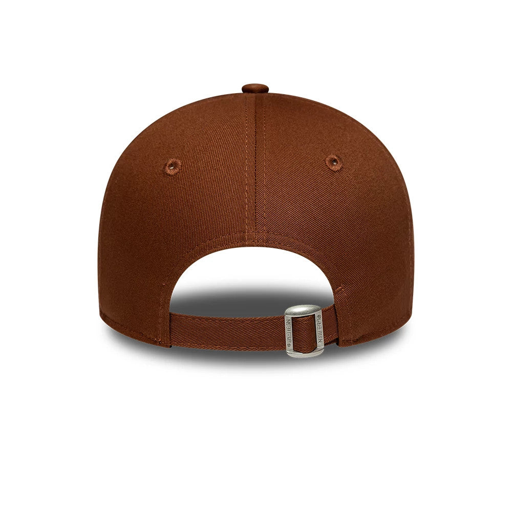 LA Dodgers Womens MLB League Essential Brown New Era 9FORTY Adjustable Cap, rear view showing a rounded brown crown with matching eyelets, a adjustable buckle closure at the back for a personalised fit, and a top button.