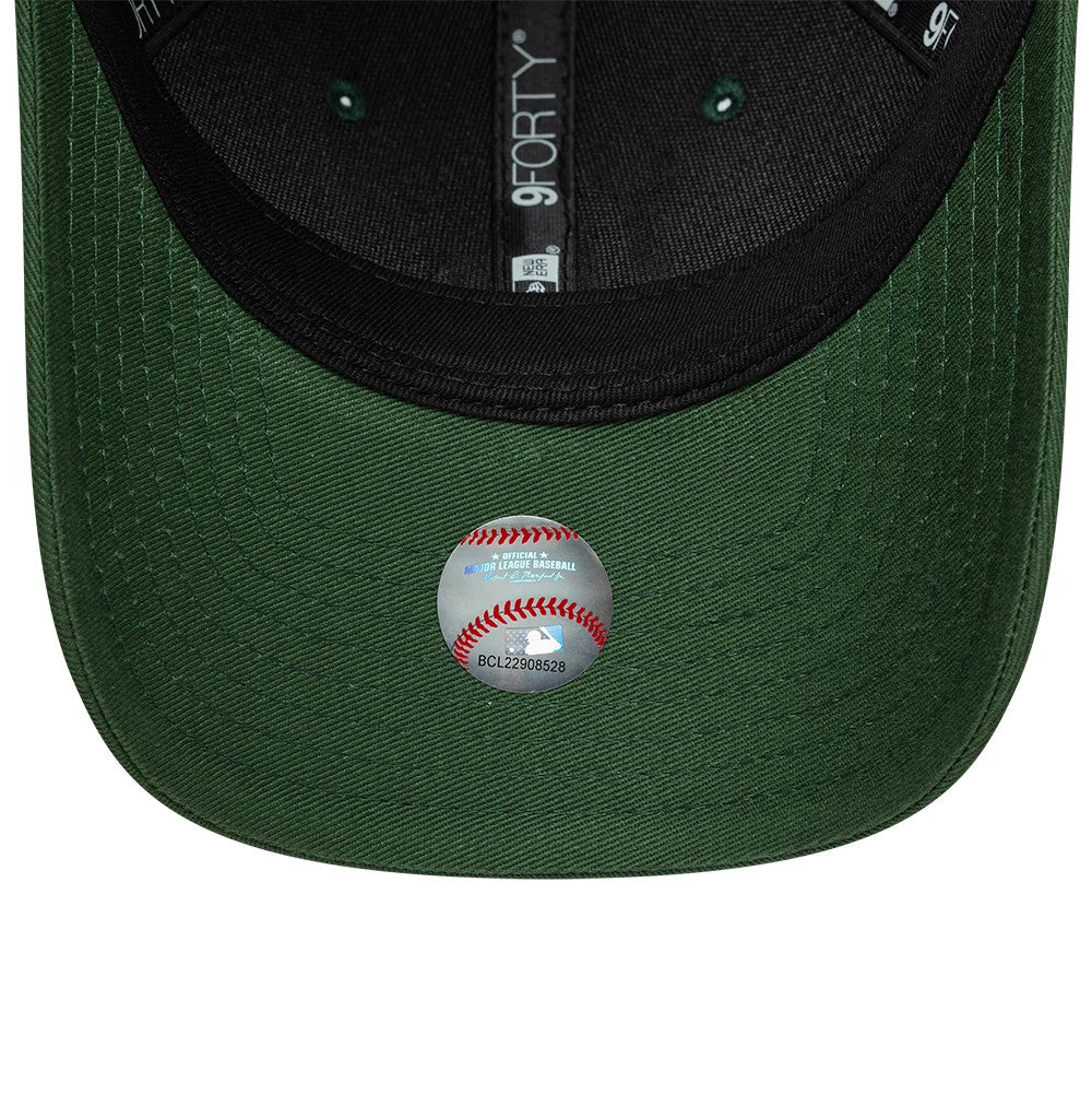 Pictured is this Youth MLB LA Dodgers 9FORTY M-Crown cap in dark green. 5