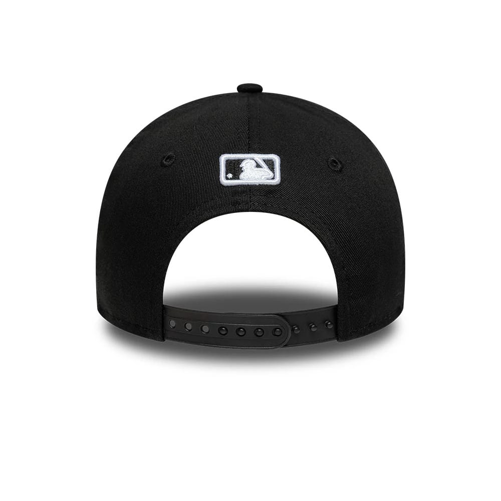 Pictured is this Youth MLB New York Yankees 9FORTY M-Crown cap in black. 4