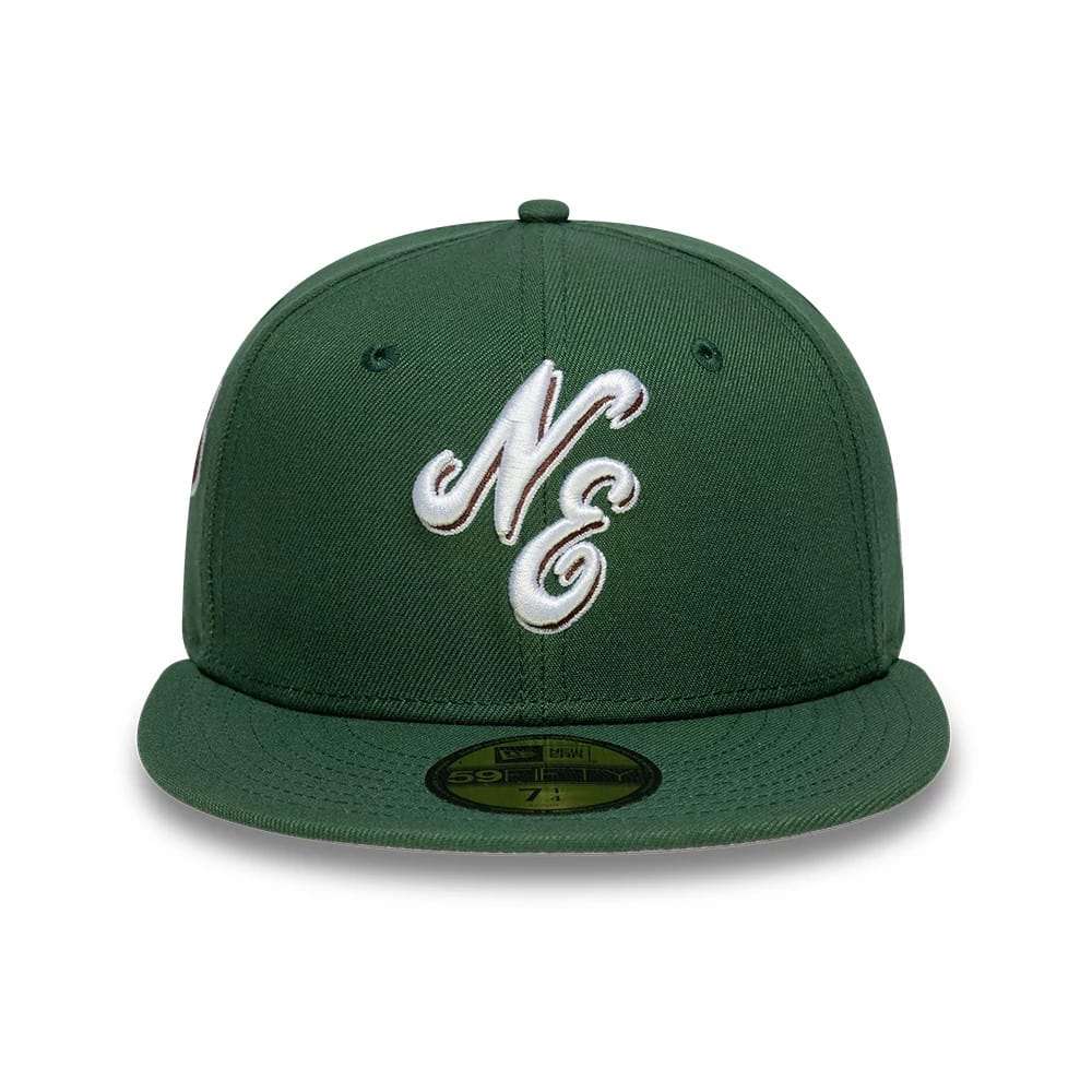 Pictured is this New Era Heritage Script 59FIFTY Fitted cap in dark green. 3