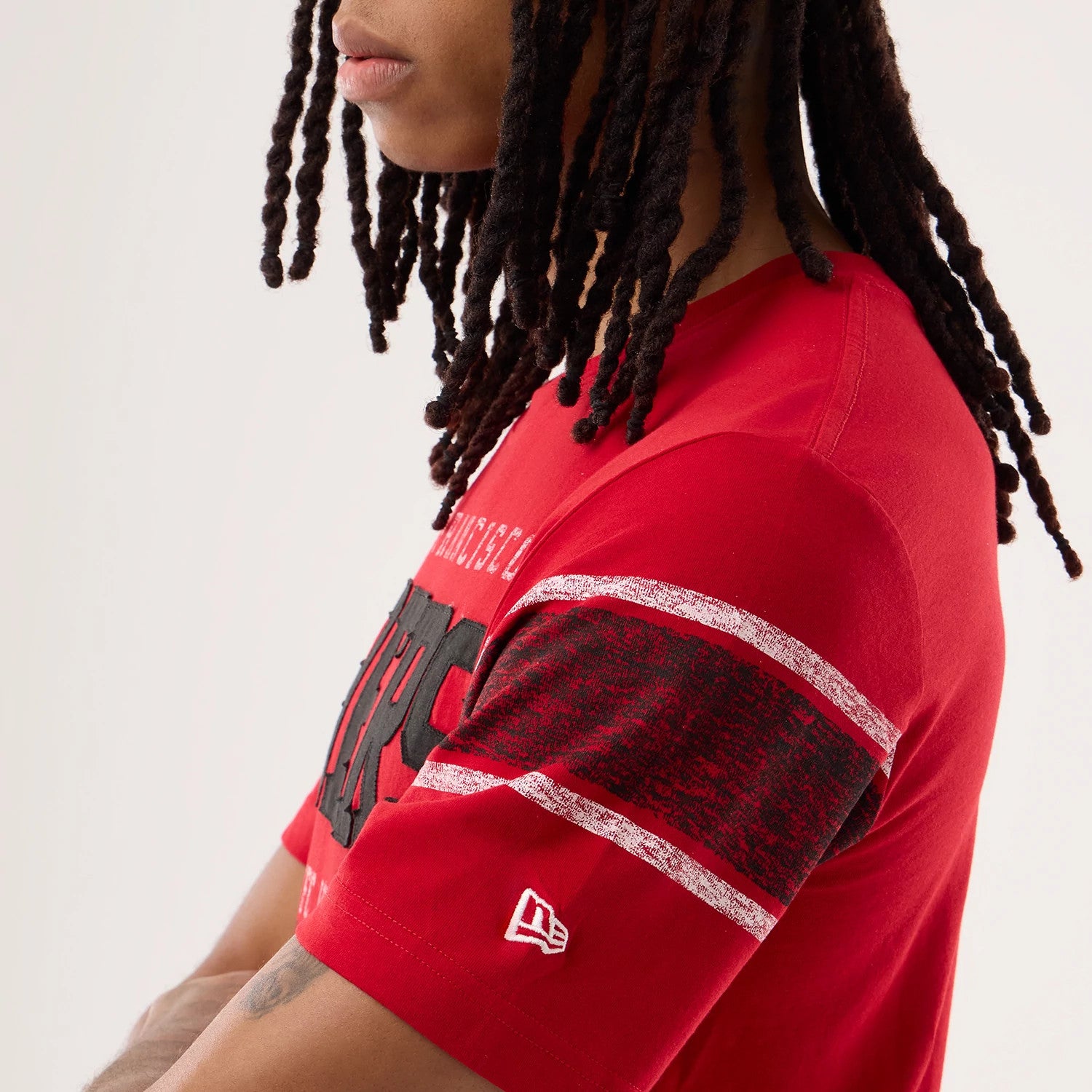 The model is wearing this NFL Sideline 2026 San Francisco 49ers T-Shirt in red. 4