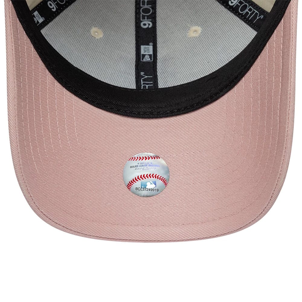 Pictured is this Womens MLB Floral New York Mets 9FORTY cap in Cream. 7