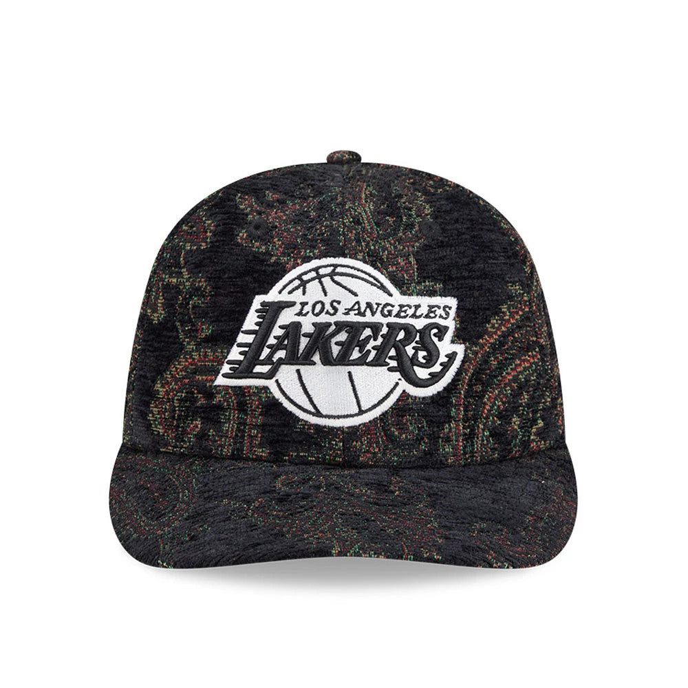 Pictured is this NBA Jacquard Chenille LA Lakers 59FIFTY Fitted cap in black. 3