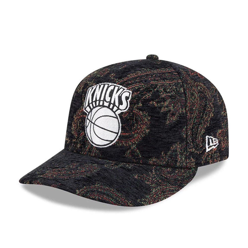 Pictured is this NBA Jacquard Chenille New York Knicks 59FIFTY Fitted cap in black. 1