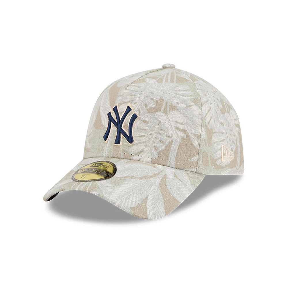New York Yankees MLB Leafy Palm Light Beige New Era 59FORTY A-Frame Fitted Cap, three-quarter view showing the navy blue embroidered NY logo on the front panel, leafy palm pattern on the light beige fabric.