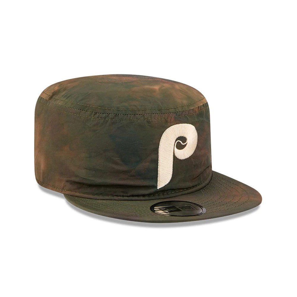 New Era Philadelphia Phillies MLB Nylon Wash Dye Open Green Painter Cap, front view showing the white embroidered Phillies logo on the front panel, set against a washed green crown, with a curved green visor featuring a 9FORTY size sticker.