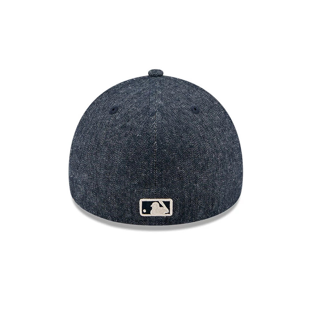 Pictured is this MLB Quickstrike Herringbone Denim New York Yankees 59FORTY A-Frame Fitted cap in navy. 7