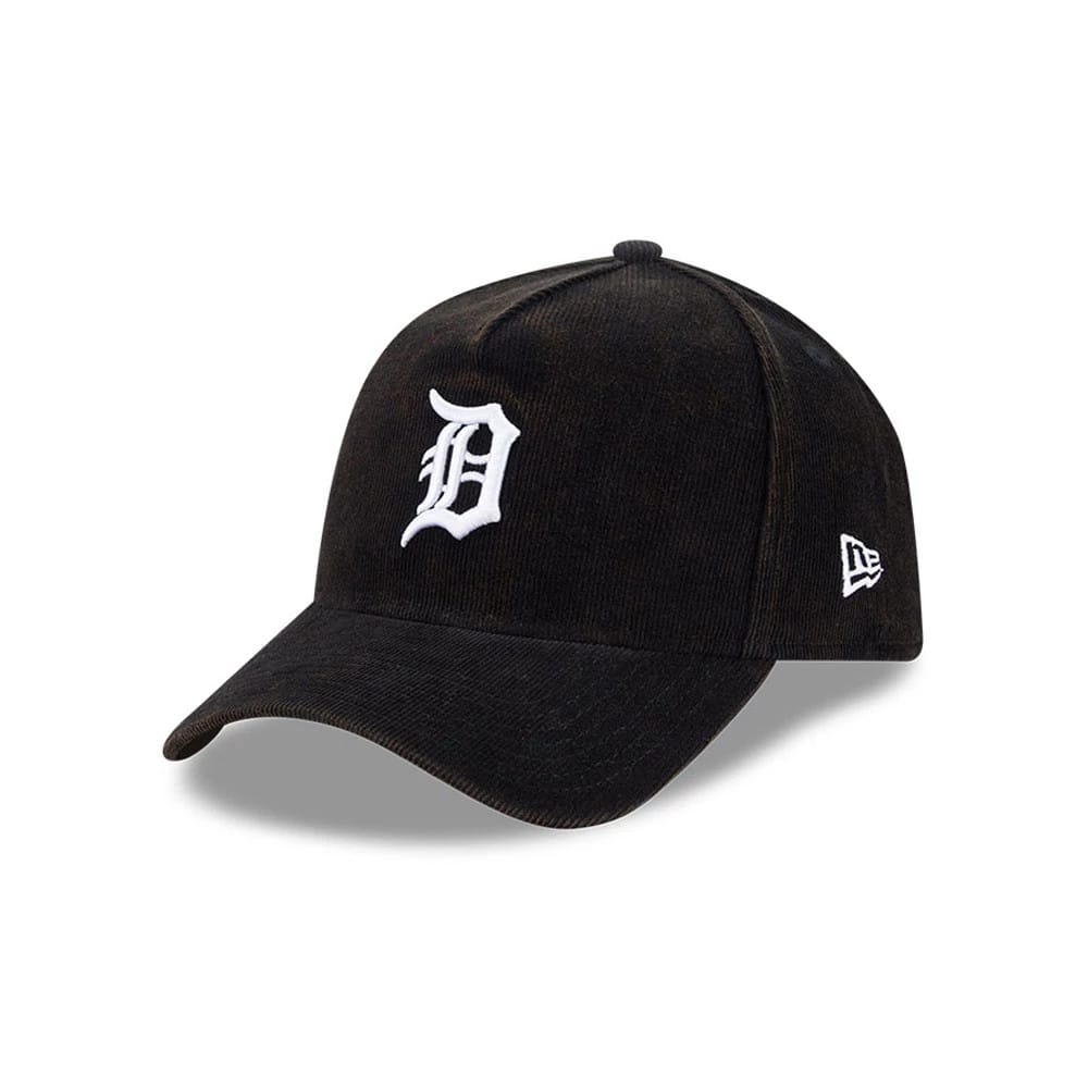 Pictured is this MLB Quickstrike Snow Wash Cord Detroit Tigers 59FORTY A-Frame Fitted cap in black. 1