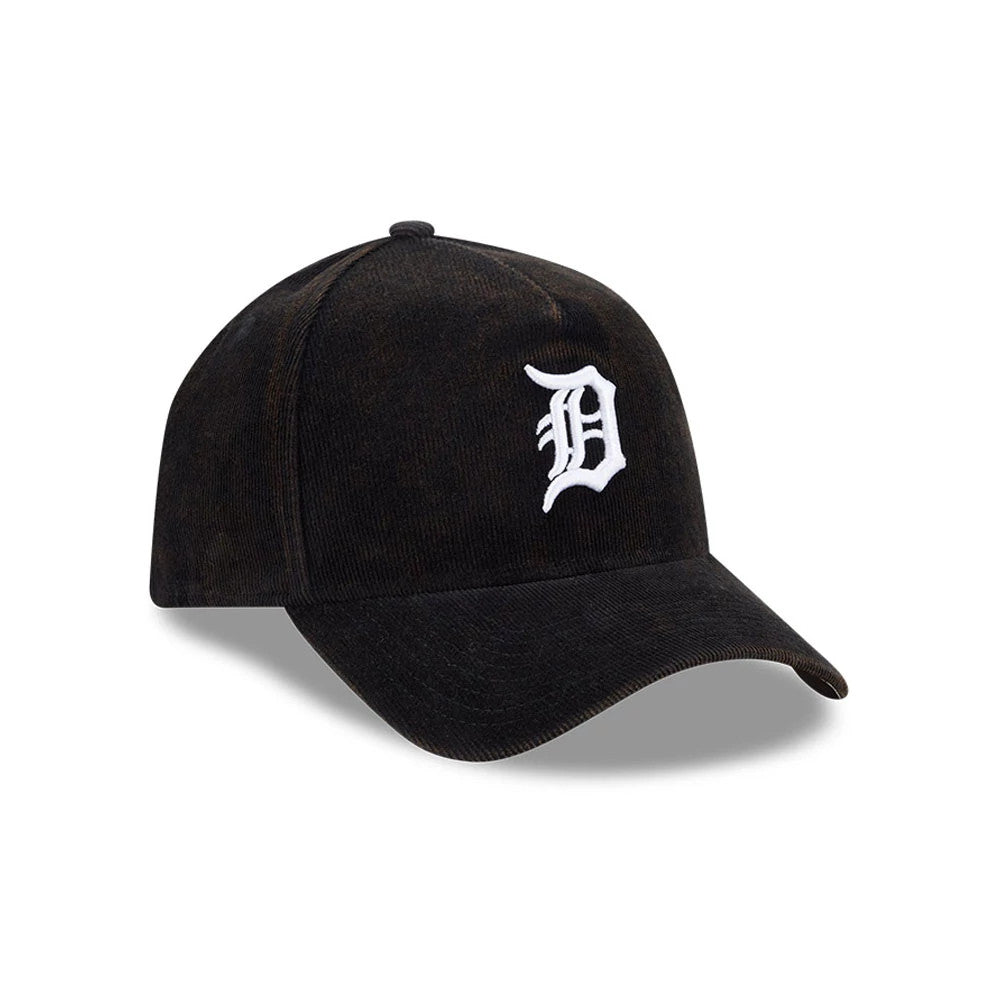 Pictured is this MLB Quickstrike Snow Wash Cord Detroit Tigers 59FORTY A-Frame Fitted cap in black. 4