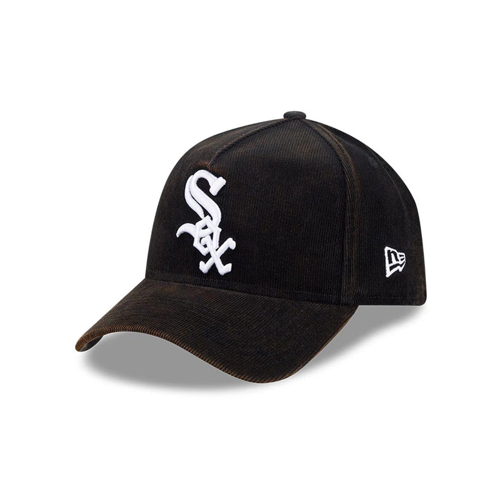 White Sox MLB Snow Wash Cord Black New Era 59FORTY A-Frame Fitted Cap, three-quarter view showing the raised white Sox logo embroidered on the front panel, a pre-curved black visor, and the New Era flag logo on the left side.
