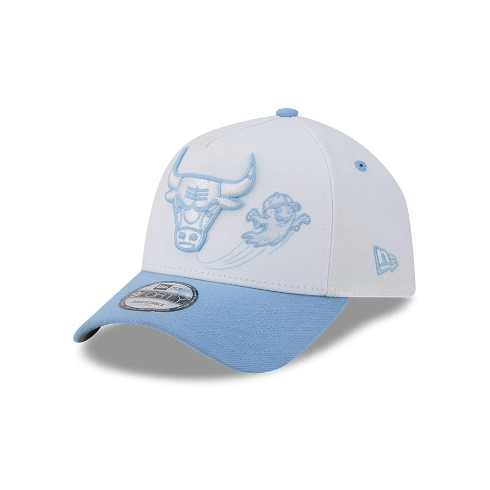 Chicago Bulls NBA Halloween White New Era 9FORTY A-Frame Adjustable Cap, three-quarter view showing a light blue embroidered Bulls logo and ghost graphic on the front panel, with a matching light blue curved visor and a 9FORTY size sticker.