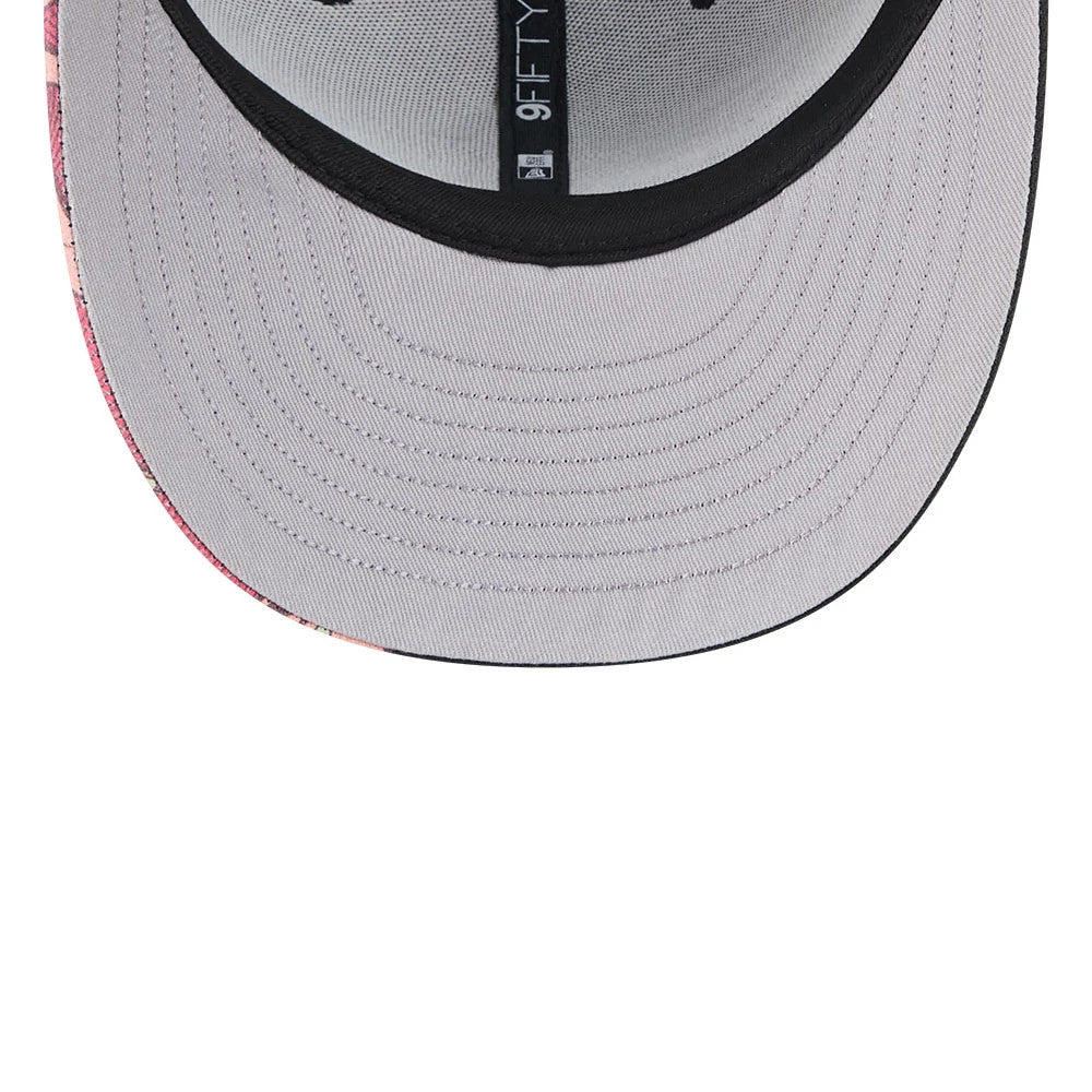 Boston Red Sox MLB Halloween Black New Era 9FIFTY Snapback Adjustable Cap, inside view showing a grey undervisor, a black sweatband encircling the crown, and a 9FIFTY size tag along the centre seam amidst black taping.