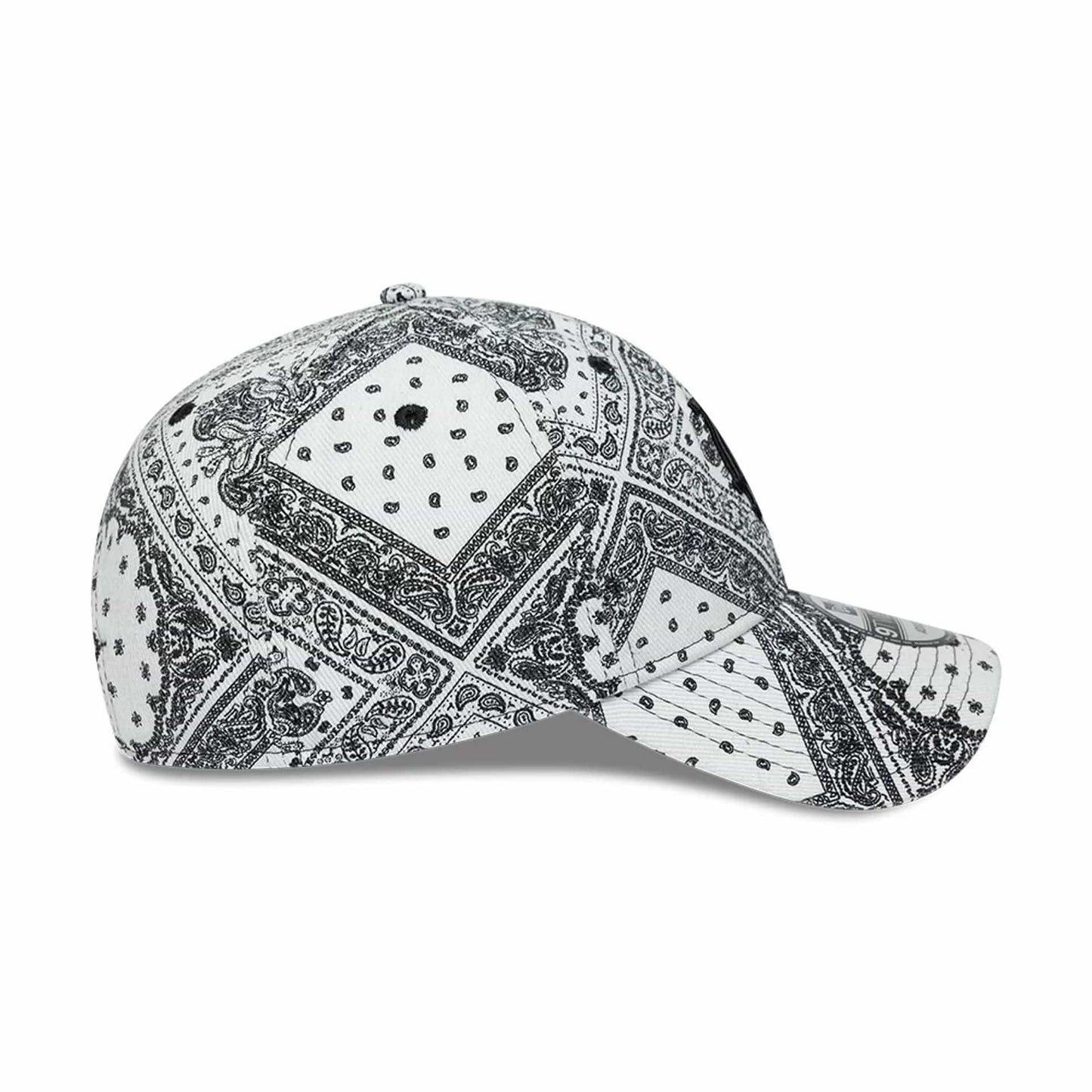 Pictured is this MLB Washed Paisley LA Dodgers 9TWENTY cap in white. 7