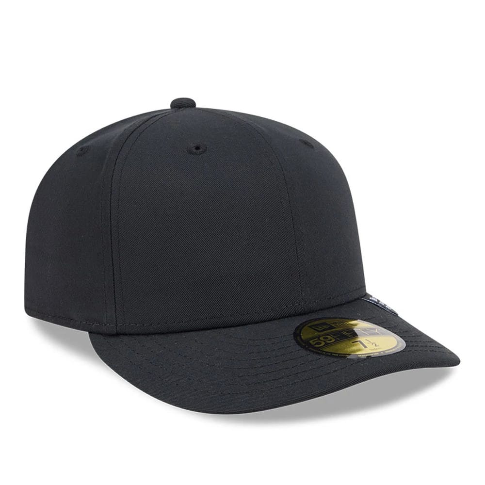 Pictured is this New Era Recycled Twill 59FIFTY Fitted cap in black. 4