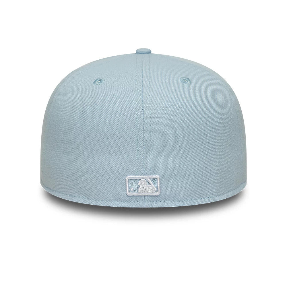 Pictured is this MLB League Essential New York Yankees 59FIFTY Fitted cap in pastel blue. 4