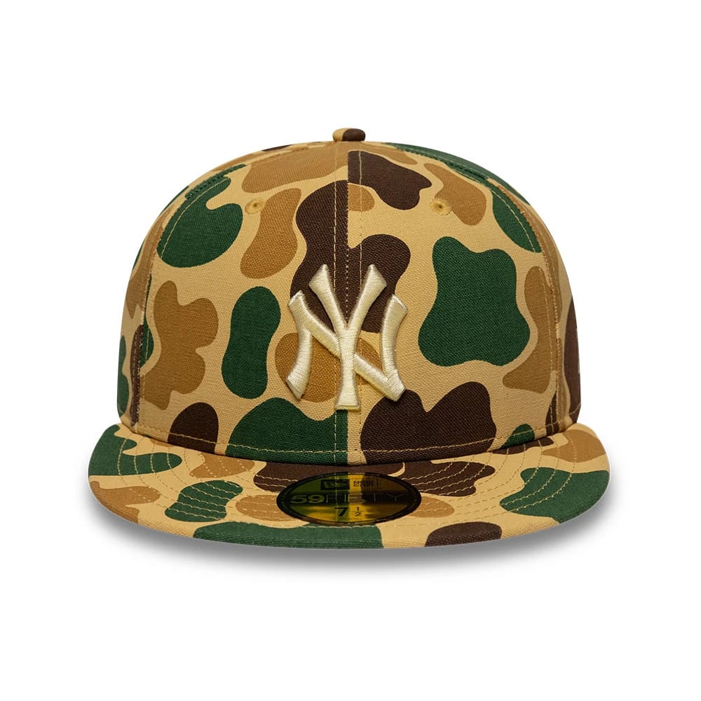 Pictured is this MLB Camo New York Yankees 59FIFTY Fitted cap in beige. 2