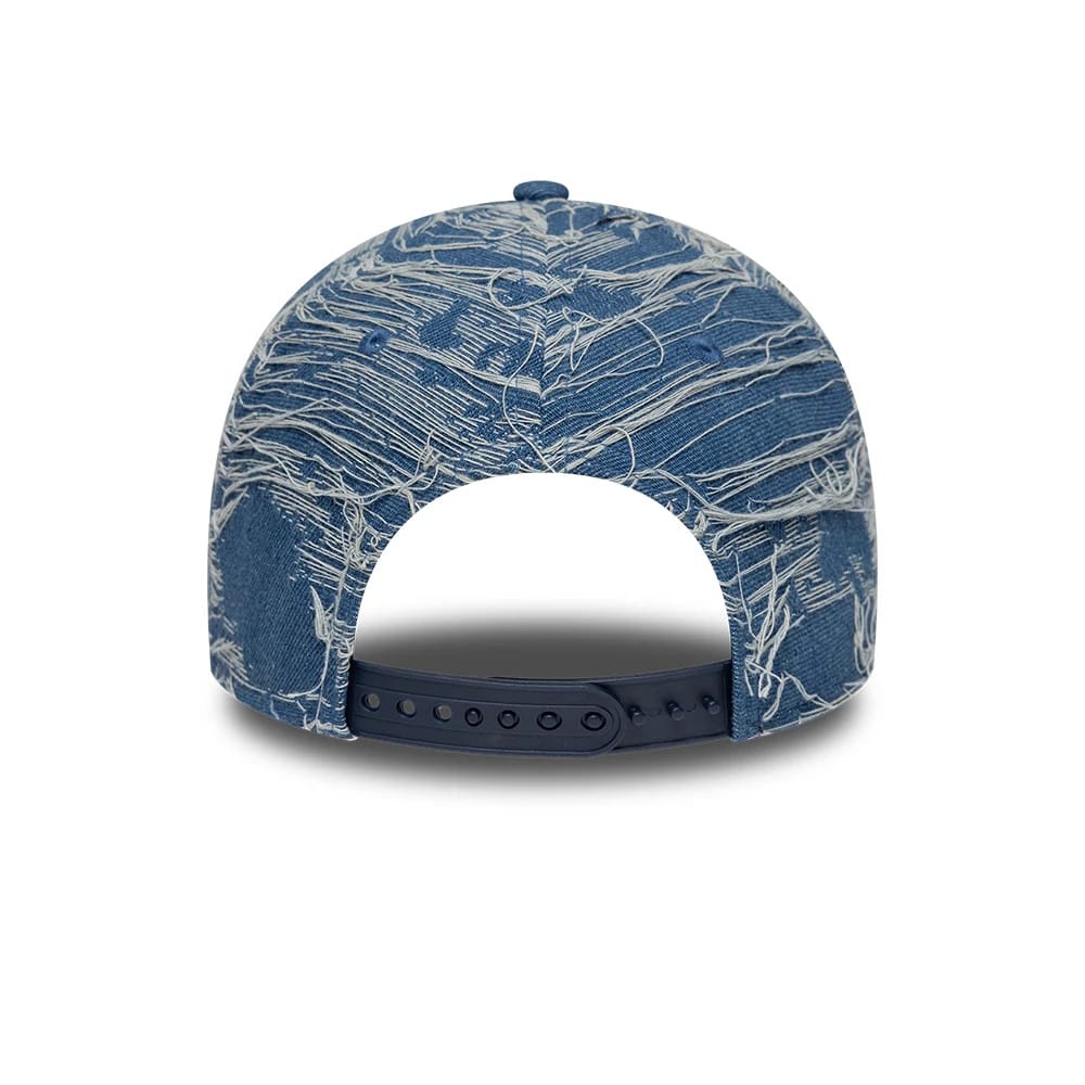 Pictured is this MLB Distressed Denim LA Dodgers 9FORTY E-Frame Adjustable cap in blue. 4