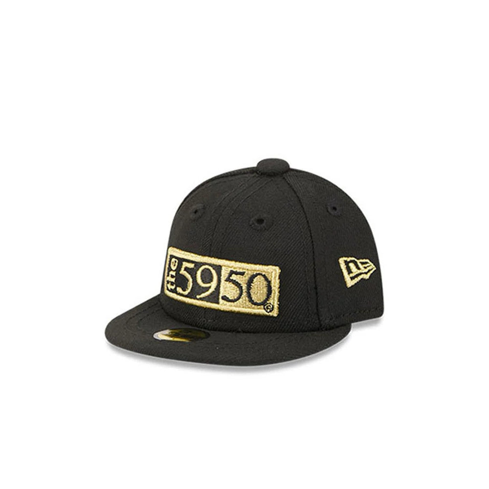New Era 59FIFTY Day Black Mini 59FIFTY Fitted Cap, three-quarter view showing the gold embroidered the 5950 patch on the front panel, the New Era flag logo on the left side, and the gold 59FIFTY size sticker on the flat visor.