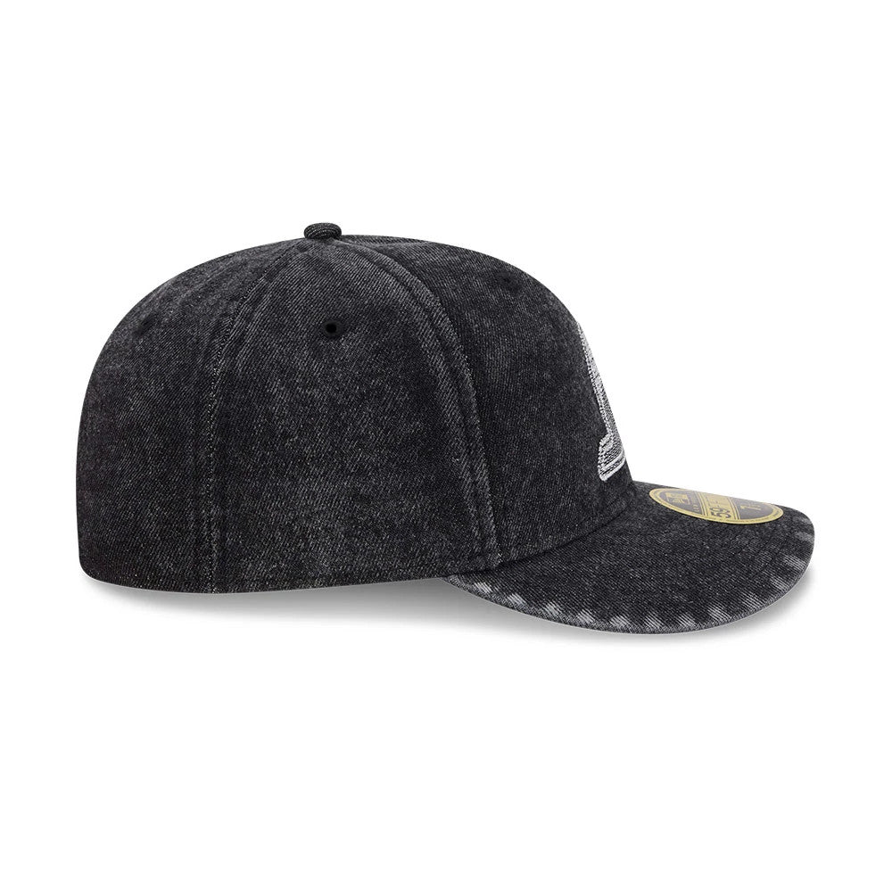 Pictured is this NBA 59FIFTY Day LA Lakers Low Profile 59FIFTY Fitted cap in black. 7