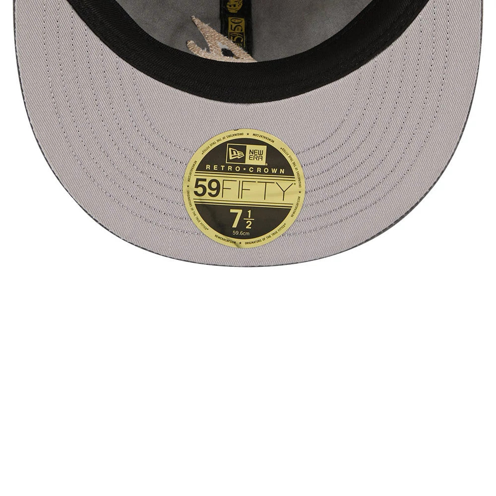 Pictured is this MLB 59FIFTY Day Atlanta Braves Retro Crown 59FIFTY Fitted cap in black. 2