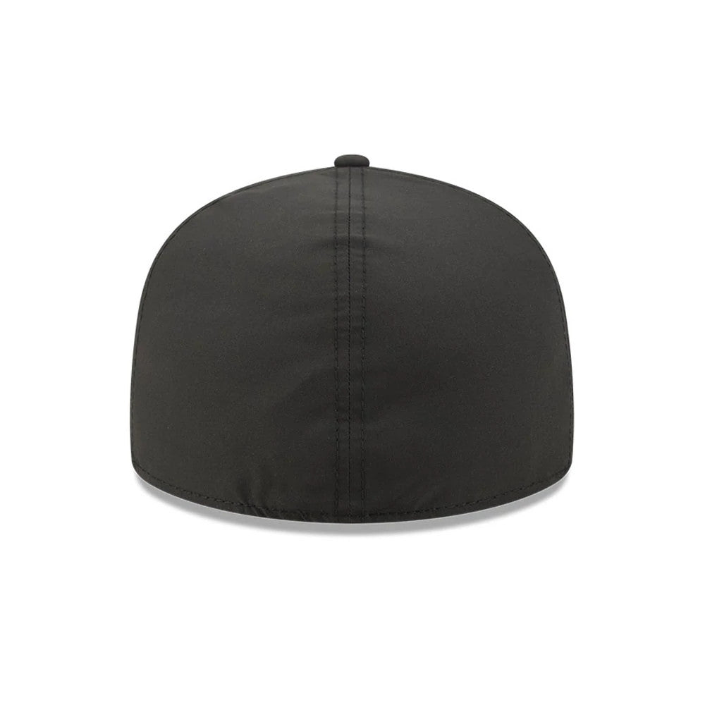 Pictured is this MLB 59FIFTY Day New York Yankees Split Panel 59FIFTY Fitted cap in black. 7