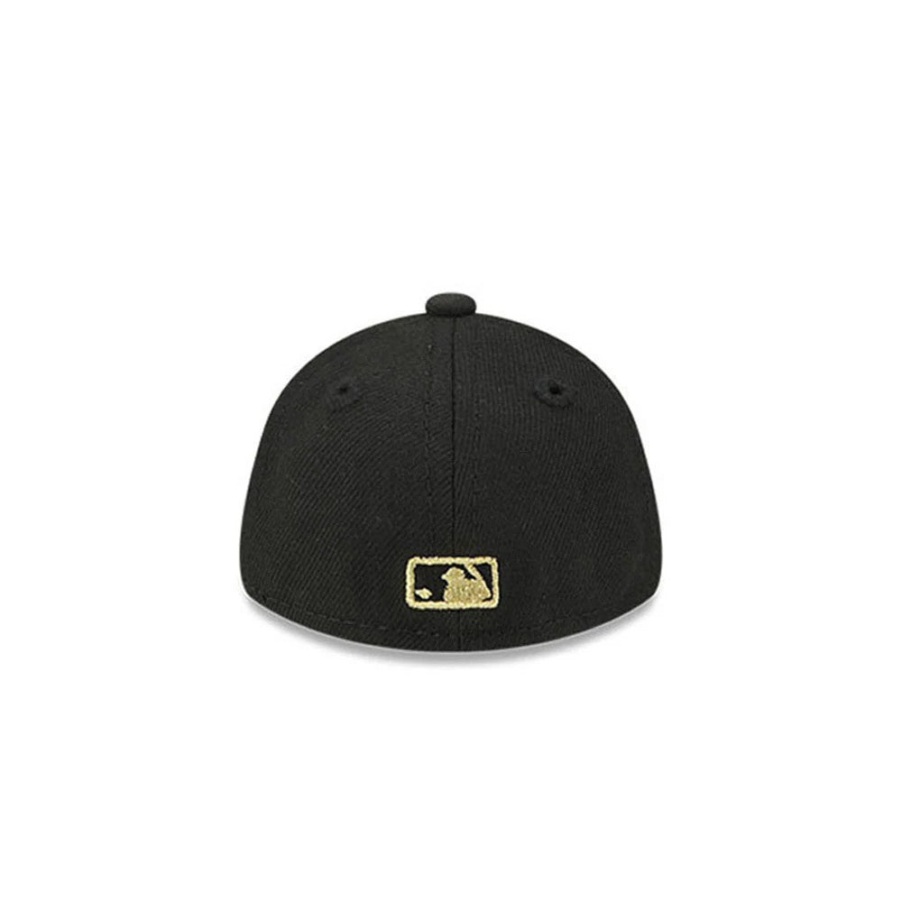 Boston Red Sox MLB 59FIFTY Day Black New Era Mini 59FIFTY Fitted Cap, rear view showing the gold embroidered MLB Batterman logo centred at the bottom of the structured black crown, with embroidered eyelets and a top button.