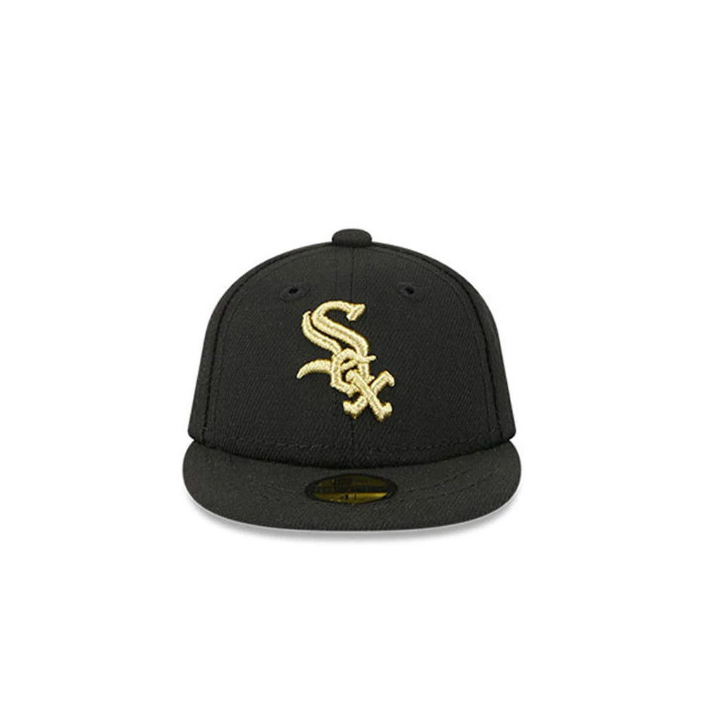 Pictured is this MLB 59FIFTY Day Chicago White Sox Mini 59FIFTY Fitted cap in black. 2