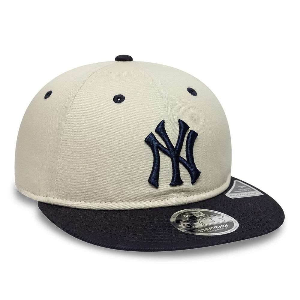 Pictured is this MLB New York Yankees Retro Crown 9FIFTY cap in light beige & navy. 4