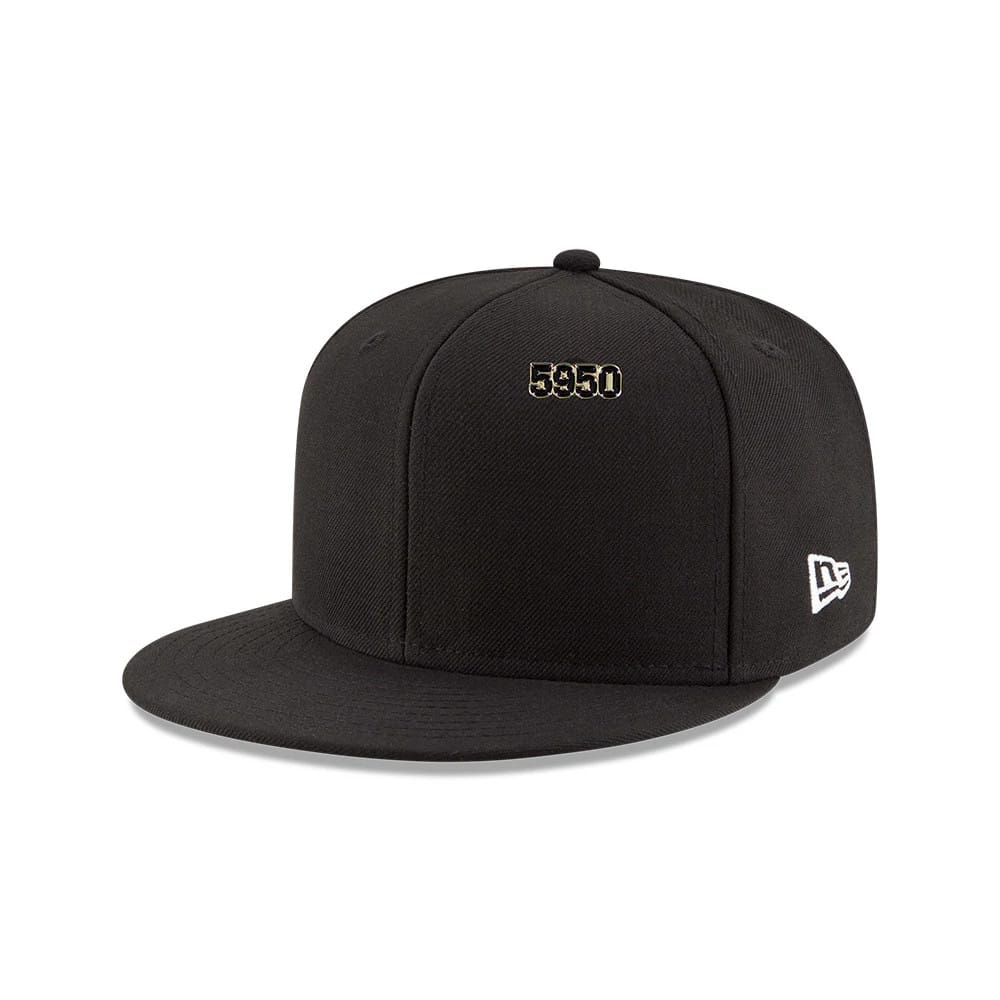 Pictured is this New Era 59FIFTY Day 5950 Pin Badge in black. 2