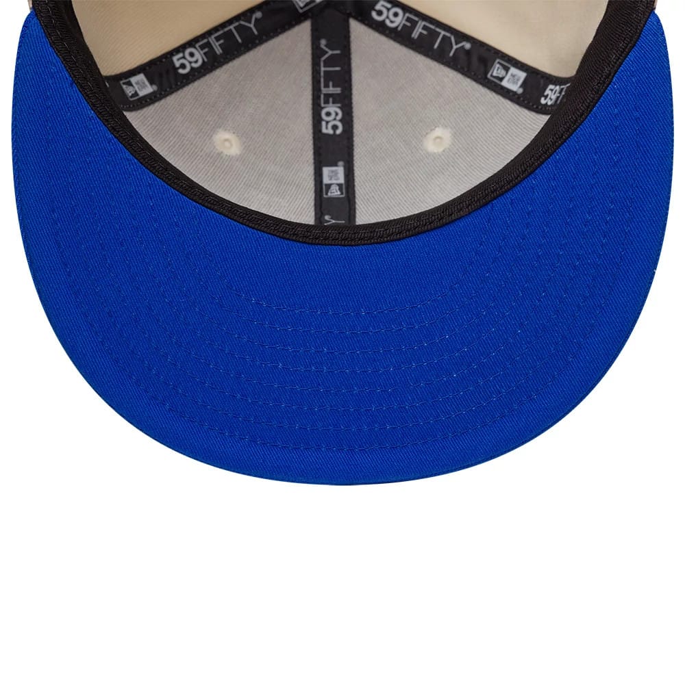 Pictured is this MLB League Essential New York Yankees 59FIFTY Fitted cap in blue. 5