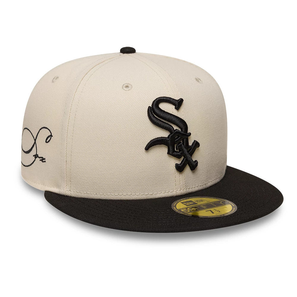Pictured is this MLB Side Script Chicago White Sox 59FIFTY Fitted cap in cream & navy. 1