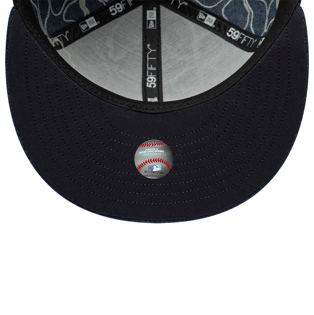 Pictured is this MLB Floral Denim New York Yankees 59FIFTY Fitted cap in blue. 7