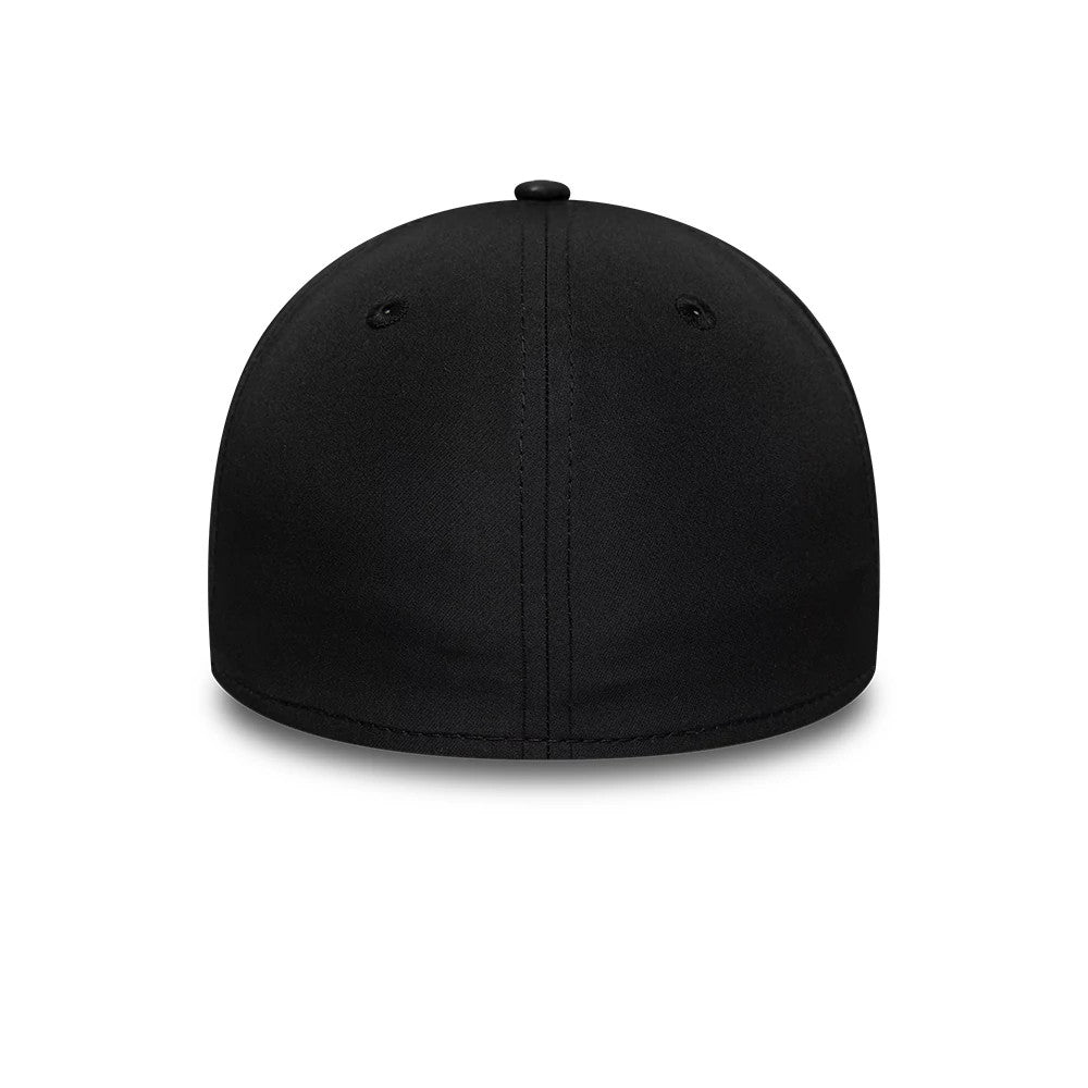 Pictured is this New Era Rubber Patch 39THIRTY M-Crown A-Frame Stretch Fit cap in black. 7