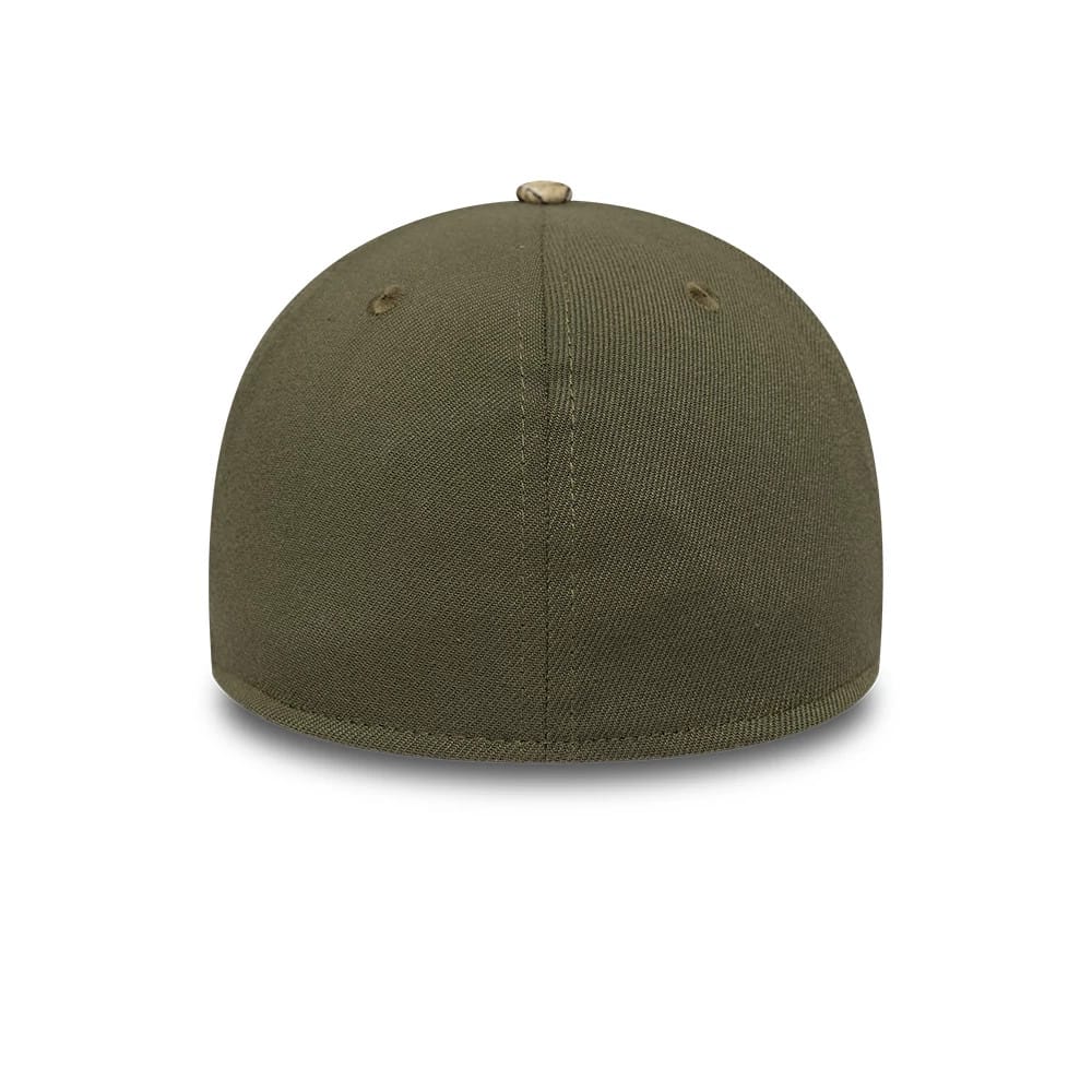 Pictured is this New Era Realtree Edge Camo 39THIRTY M-Crown A-Frame Stretch Fit cap in Realtree Edge camo. 7