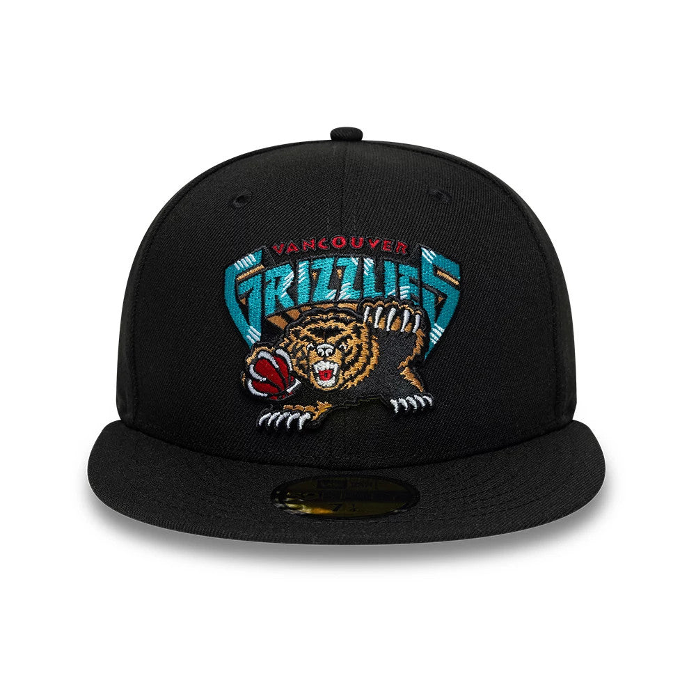 Vancouver Grizzlies NBA Hardwood Classic Black New Era 59FIFTY Fitted Cap, front view showing the multicoloured embroidered Grizzlies logo with a bear on the black structured crown, flat black visor, and gold 59FIFTY size sticker.