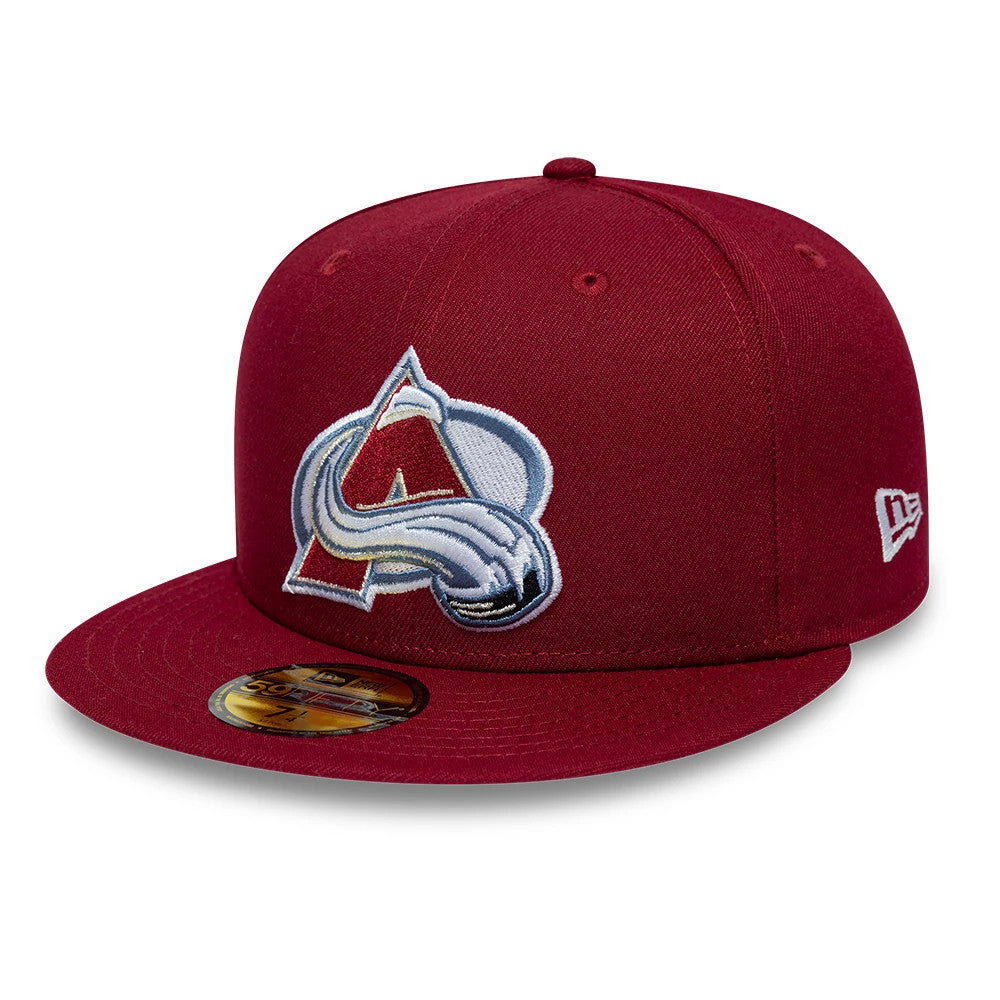 Colorado Avalanche NHL Basic Dark Red New Era 59FIFTY Fitted Cap, front view showing a raised embroidered Avalanche logo on the front panel, complemented by a flat dark red visor and a gold 59FIFTY size sticker on the visor's top surface.