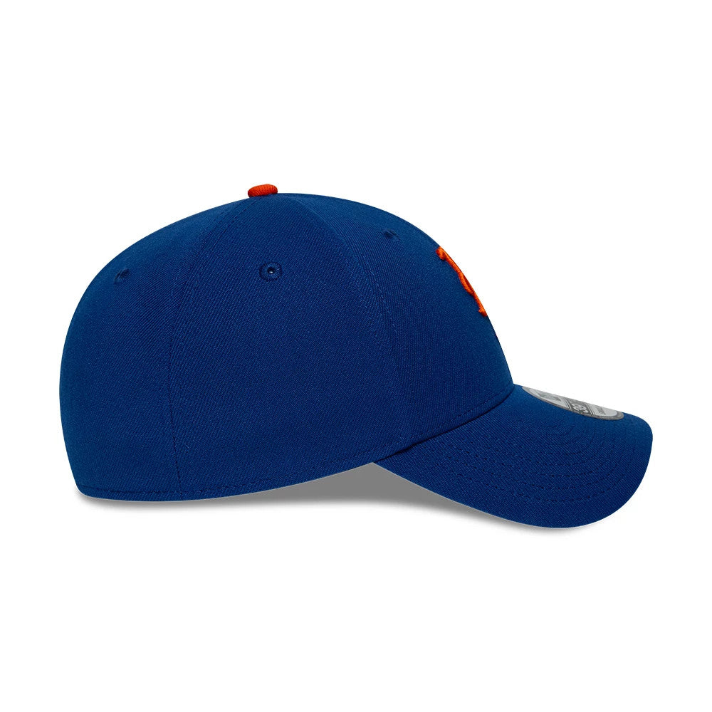 New York Mets MLB Classic Blue New Era 39THIRTY Stretch Fit Cap, side view showing the orange embroidered Mets logo on the front panels, the blue curved visor with a silver 39THIRTY size sticker, and an orange top button.