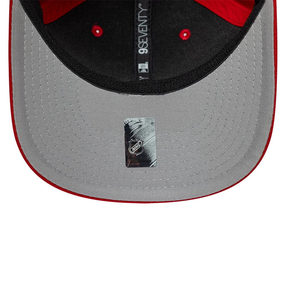 Pictured is this NHL Team Florida Panthers 9SEVENTY Stretch Snap cap in red. 2