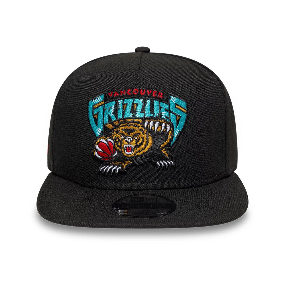 Pictured is this NBA Hardwood Classic Vancouver Grizzlies 9FIFTY A-Frame Snapback cap in black. 3