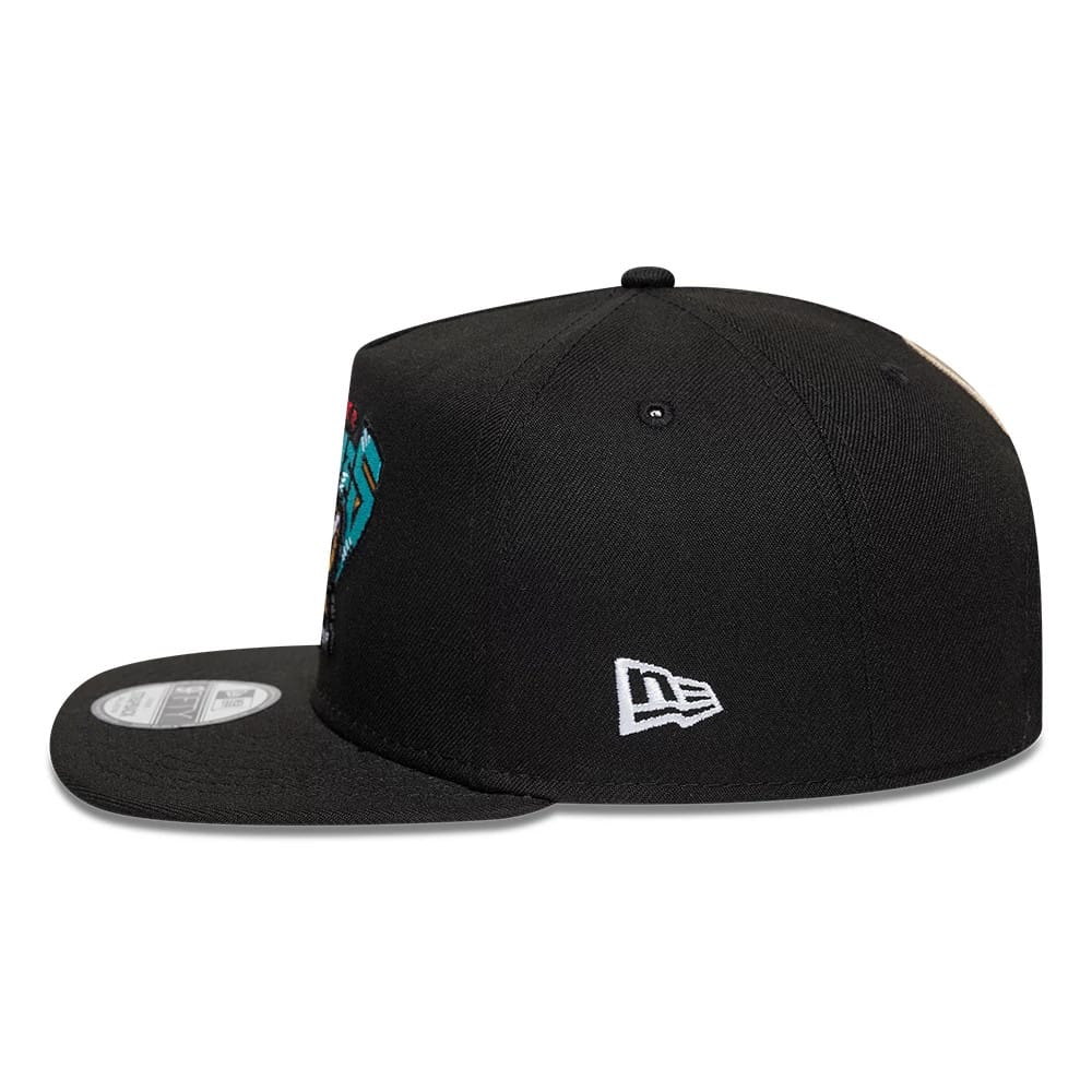 Pictured is this NBA Hardwood Classic Vancouver Grizzlies 9FIFTY A-Frame Snapback cap in black. 7