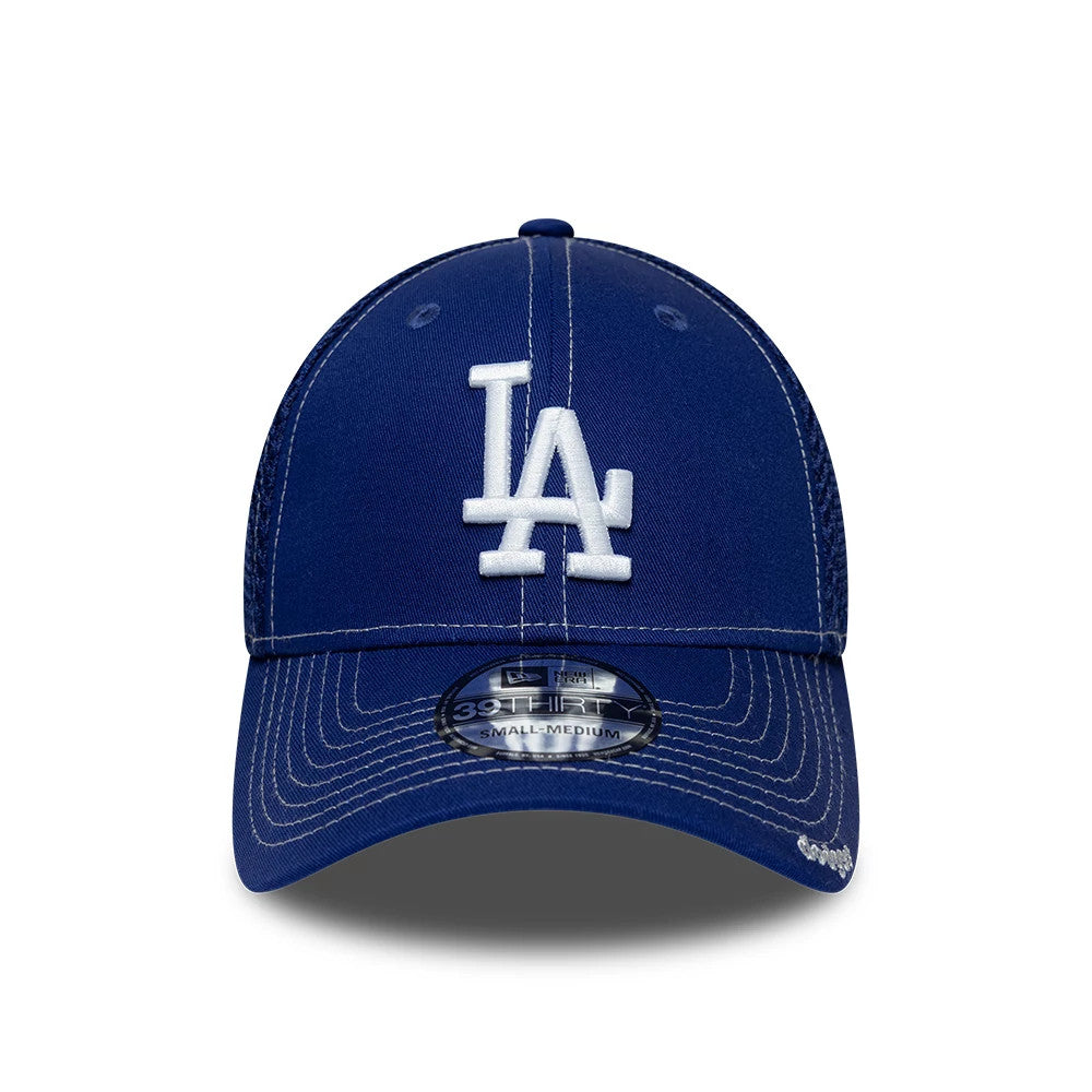 LA Dodgers MLB Neo Dark Blue New Era 39THIRTY Stretch Fit Cap, front view showing the prominent white embroidered LA logo on the structured dark blue crown, dark blue curved visor with white stitching, and the 39THIRTY size sticker on top.