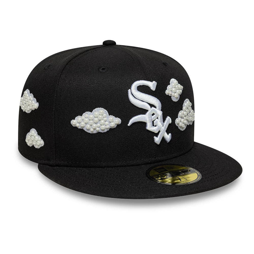 Chicago White Sox MLB Faux Pearl Cloud Black New Era 59FIFTY Fitted Cap, front view showing a raised white embroidered Sox logo on the front panels, pearl-embellished cloud designs, and the gold 59FIFTY size sticker on the flat visor.